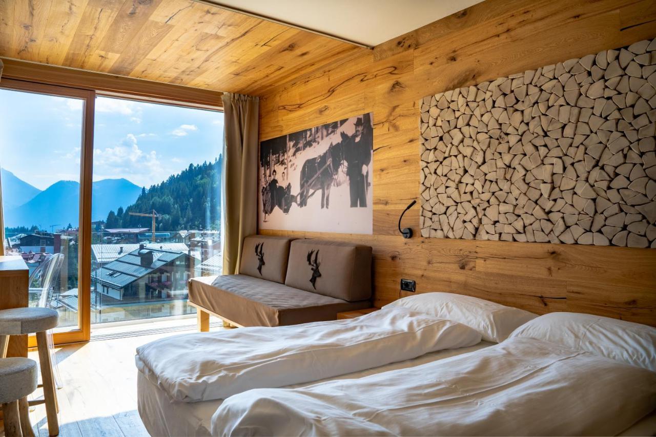 Hotel Cristiania Madonna di Campiglio Ngoại thất bức ảnh