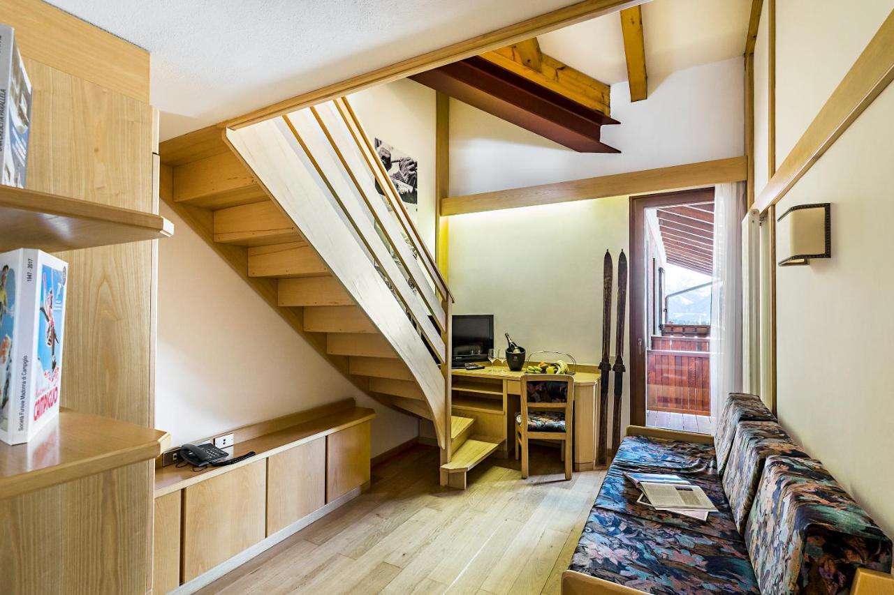 Hotel Cristiania Madonna di Campiglio Ngoại thất bức ảnh