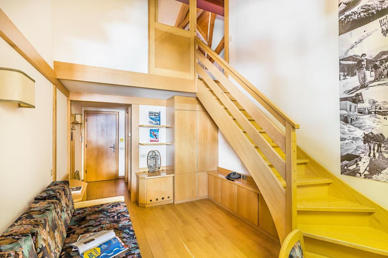 Hotel Cristiania Madonna di Campiglio Ngoại thất bức ảnh