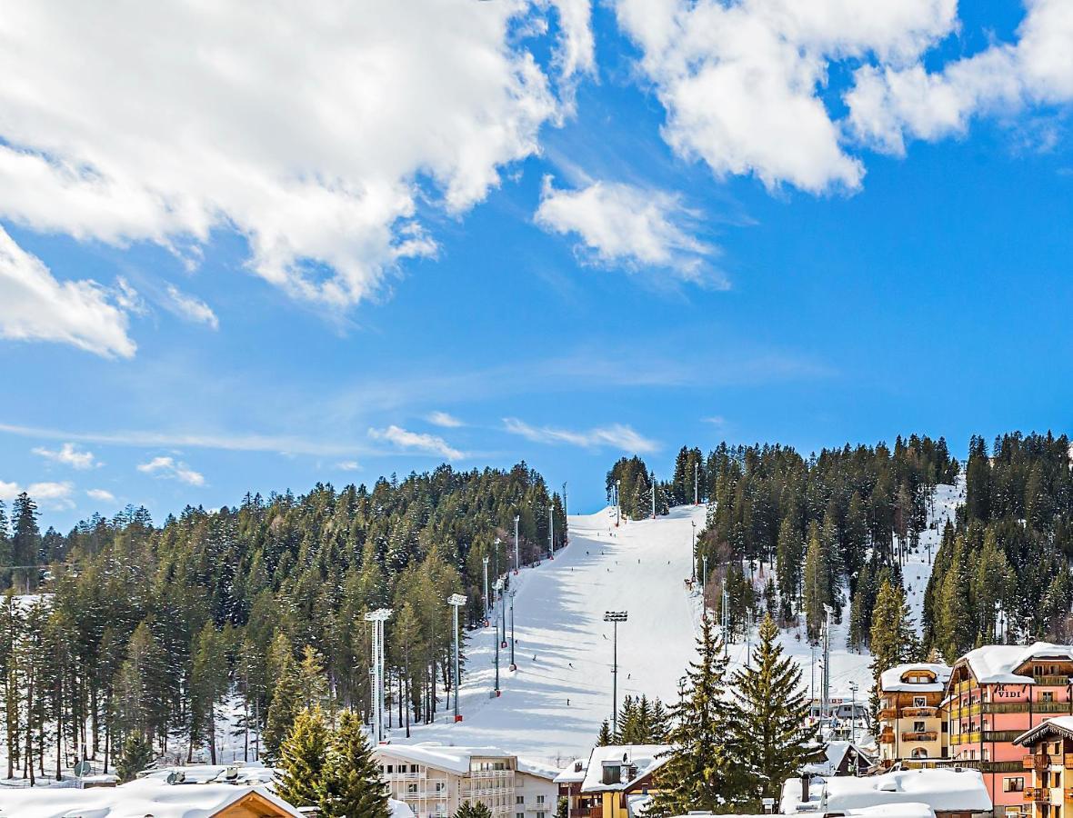 Hotel Cristiania Madonna di Campiglio Ngoại thất bức ảnh